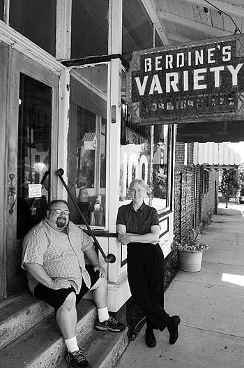 Dean Six and Karen Harper outside Berdine's