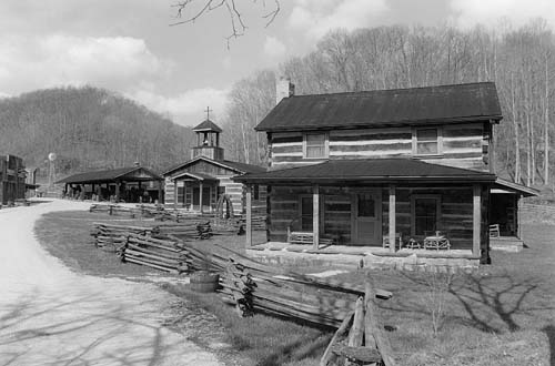 View of Heritage Farm Museum