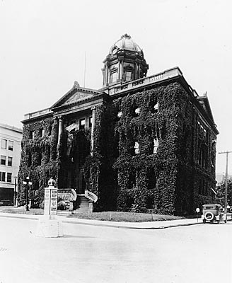 Capitol Annex in downtown Charleston